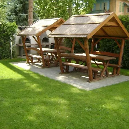 Elizabeth Apartman